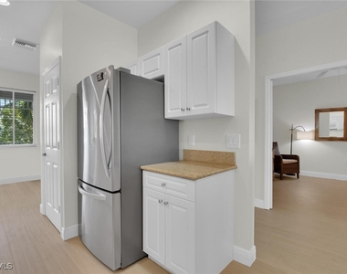 7925 Mahogany Run Lane - Photo Thumbnail 11