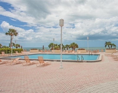 3215 Gulf Shore Boulevard N - Photo Thumbnail 20