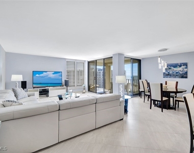 3215 Gulf Shore Boulevard N - Photo Thumbnail 4