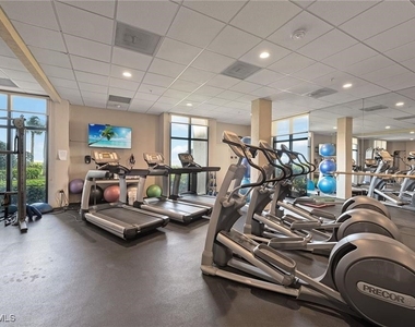 3215 Gulf Shore Boulevard N - Photo Thumbnail 21