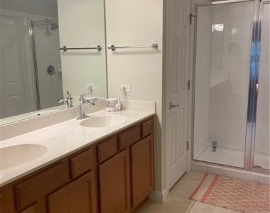 7310 Salerno Court - Photo Thumbnail 21