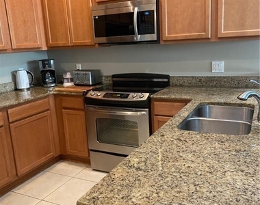 7310 Salerno Court - Photo Thumbnail 6