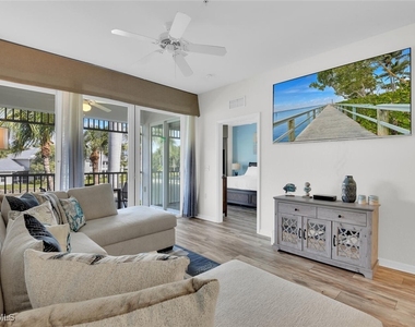 7930 Mahogany Run Lane - Photo Thumbnail 9