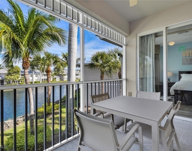 7930 Mahogany Run Lane - Photo Thumbnail 12