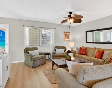 788 Park Shore Drive - Photo Thumbnail 2