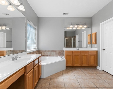 3531 Shoreview Lane - Photo Thumbnail 23