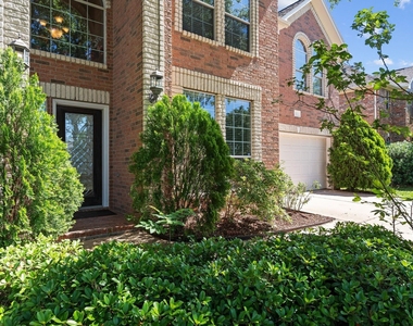 3531 Shoreview Lane - Photo Thumbnail 3