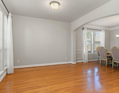 3531 Shoreview Lane - Photo Thumbnail 7