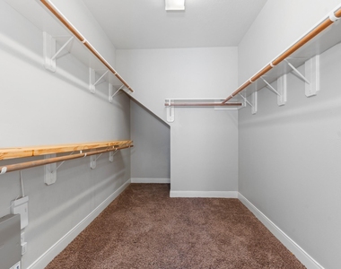 3531 Shoreview Lane - Photo Thumbnail 27