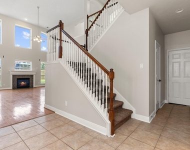 3531 Shoreview Lane - Photo Thumbnail 9