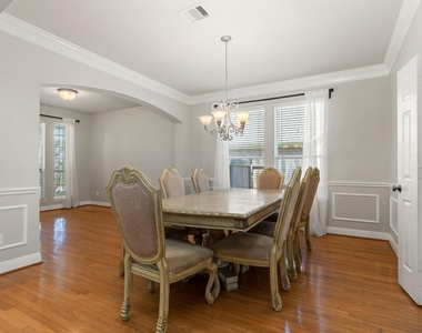 3531 Shoreview Lane - Photo Thumbnail 8