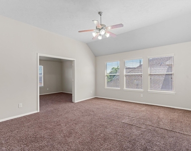 3531 Shoreview Lane - Photo Thumbnail 32