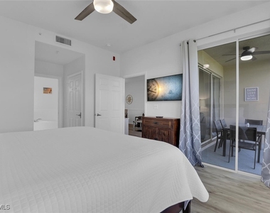 7895 Mahogany Run Lane - Photo Thumbnail 16