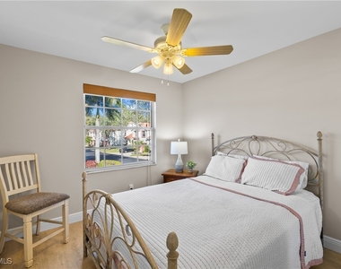 541 Windsor Square - Photo Thumbnail 18