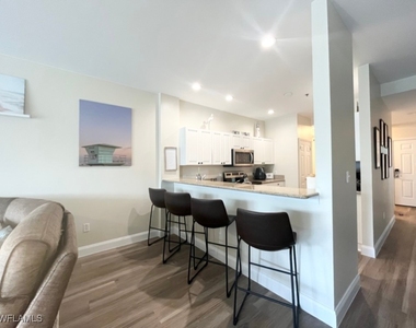 7880 Mahogany Run Lane - Photo Thumbnail 14