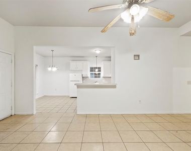 5502 Finch Street - Photo Thumbnail 9