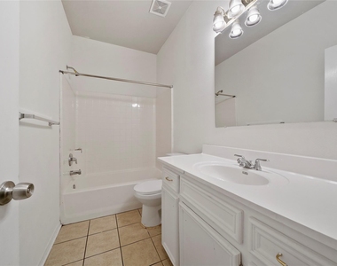 5502 Finch Street - Photo Thumbnail 32