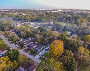 5502 Finch Street - Photo Thumbnail 36