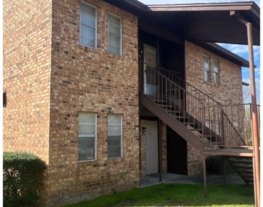 1510 E Loop 304 - Photo Thumbnail 9