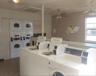 1510 E Loop 304 - Photo Thumbnail 5