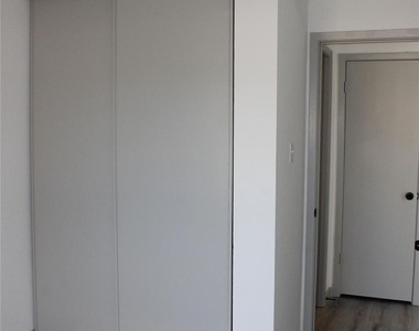 9211 Golden Meadow Drive - Photo Thumbnail 17