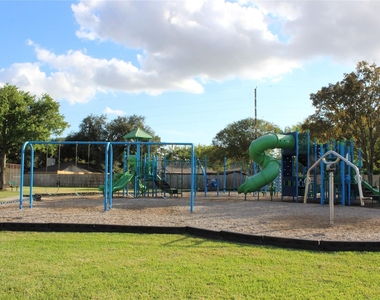 9211 Golden Meadow Drive - Photo Thumbnail 24