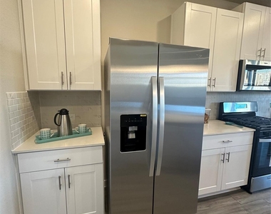 3113 Moontide Lane - Photo Thumbnail 6