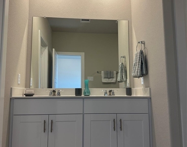 3113 Moontide Lane - Photo Thumbnail 27