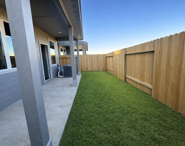 3113 Moontide Lane - Photo Thumbnail 38