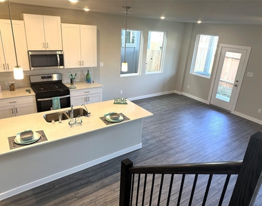 3113 Moontide Lane - Photo Thumbnail 10