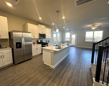 3113 Moontide Lane - Photo Thumbnail 3