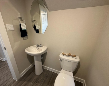 3113 Moontide Lane - Photo Thumbnail 15