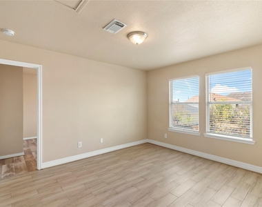 3611 Robwood Court - Photo Thumbnail 8