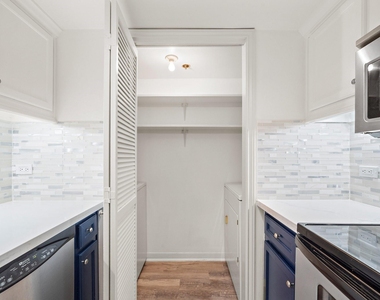3525 Sage Road - Photo Thumbnail 10
