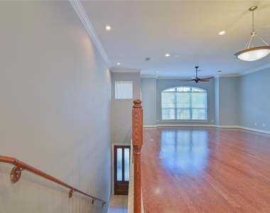 42 Versante Court - Photo Thumbnail 2