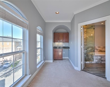 42 Versante Court - Photo Thumbnail 7