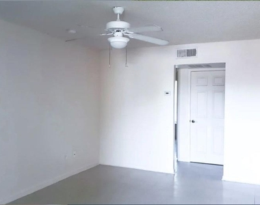 1205 Murray St - Photo Thumbnail 3