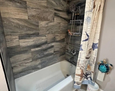 4850 Ocean Beach Boulevard - Photo Thumbnail 22