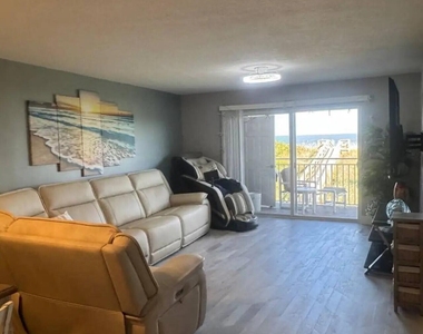 4850 Ocean Beach Boulevard - Photo Thumbnail 3