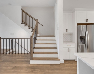1526 Chestnut Street - Photo Thumbnail 22