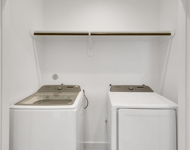 1526 Chestnut Street - Photo Thumbnail 27