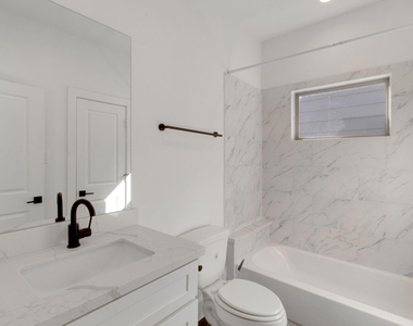 1526 Chestnut Street - Photo Thumbnail 41