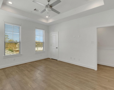 1526 Chestnut Street - Photo Thumbnail 31