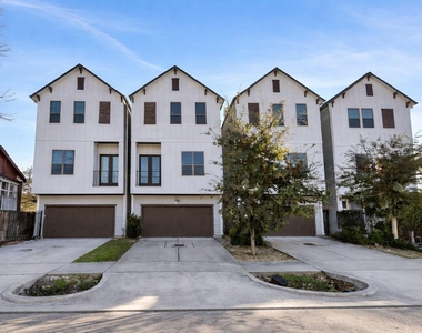 1526 Chestnut Street - Photo Thumbnail 4