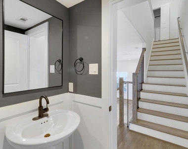 1526 Chestnut Street - Photo Thumbnail 26