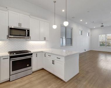 1526 Chestnut Street - Photo Thumbnail 17