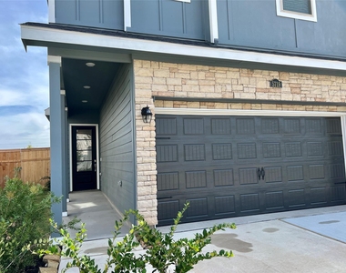 5719 Foggy Vine Court - Photo Thumbnail 3