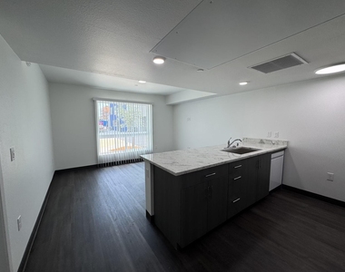 3509 Vista Ln San Ysidro - Photo Thumbnail 14