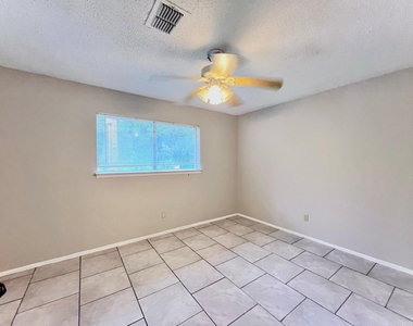 3021 Sycamore Avenue - Photo Thumbnail 13