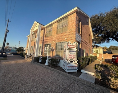 2302 45th Street - Photo Thumbnail 18